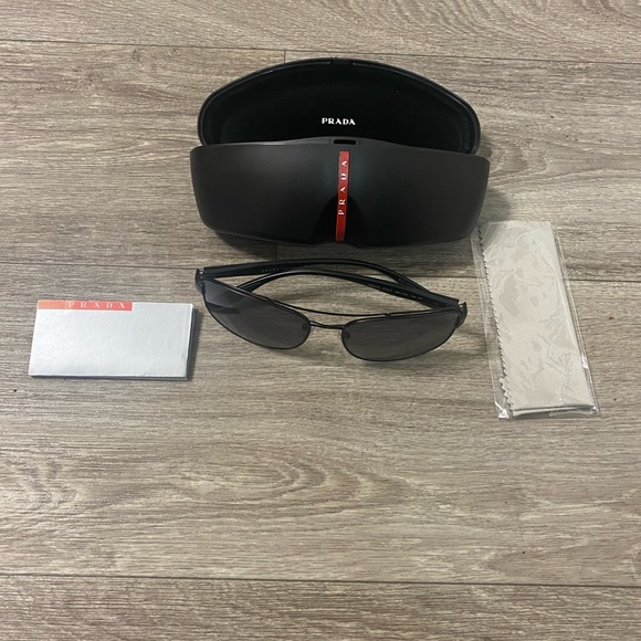 Brand new men’s Prada sunglasses 61 MM new with box authentic never been used - Picture 1 of 6